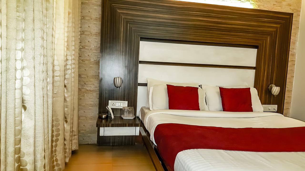Hotel Khandesh Residency ปันเวล ภายนอก รูปภาพ